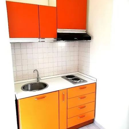 Giuliana 4 Apartment