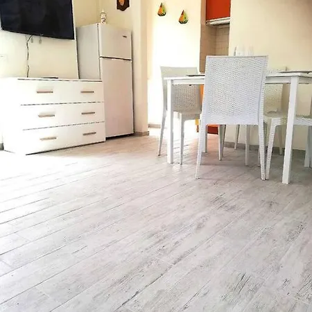 Apartment Giuliana 4 *